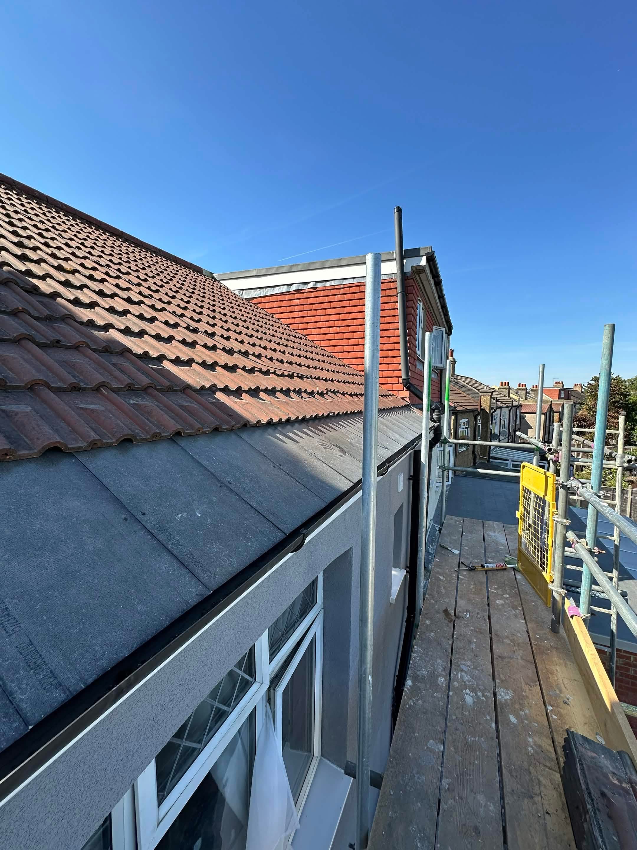 Rear roof extension